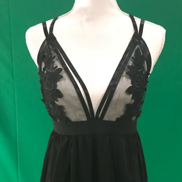 FASHION NOVA BLACK DRESS @LAST ONE - Picture 4 of 5